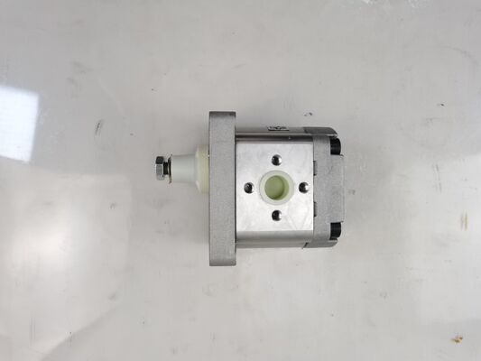 Qualità  Hydraulic Gear Pump Hydraulic Parts 1016L-190 Cast Iron  Aluminum alloy Materials Oil Gear Pump Steering device Replacement Spare Parts Factory Supply Fabbrica