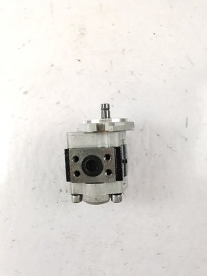 CBHZA-28.2-AF10 Pompe di trasmissione Komatsu GD605A GD655A WA100 WA100SS WA100SSS WA120 WA120L WR11 WR11SS