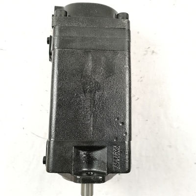 Pompa di ingranaggi idraulici JCB ATUS67CBASB25B14B223R03B100 in ghisa 1 anno di garanzia