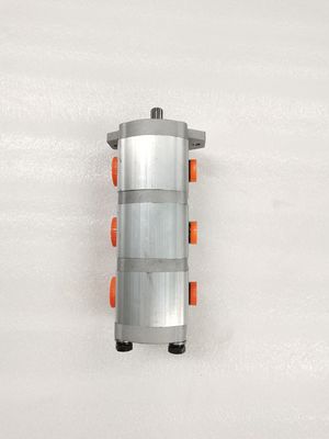 6669649 Pompa idraulica di alta qualità Garanzia di un annoTriplice pompa utilizzata nelle attrezzature da costruzione per Komatsu Kawasaki