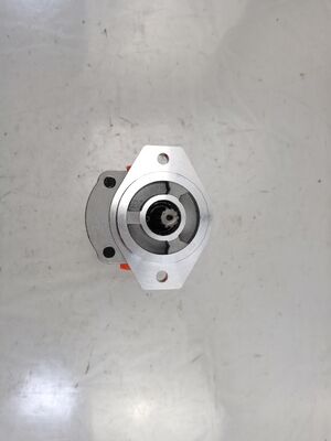 Pompa idraulica per ingranaggi 12+12+12 10T L Materiali in lega di ferro e alluminio gamma per macchine da costruzione fornitura di fabbrica ricambi idraulici