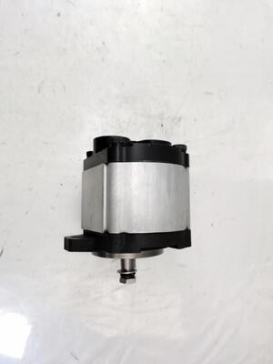 Pompa idraulica per ingranaggi 20K-60-31182 Materiali in lega di ferro e alluminio di alta qualità gamma per macchinari da costruzione fornitura di fabbrica ricambi idraulici