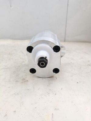 Motoriduttori idraulici CBW-F306-AFΦ9R Ferro Materiali in lega di alluminio Serie CBW Motori ad olio ad altissima potenza per macchinari industriali Fornitura in fabbrica
