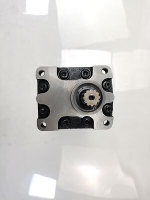 NABCO Gear Pump PLS Serie PHS Materiali in leghe di ferro e alluminio Fuso Pompa tripla Trasferimento di olio Pompa per calcestruzzo Garanzia di un anno Fornitura di fabbrica
