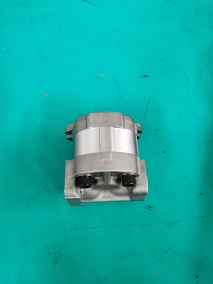705-12-28010 peso del Assy GD300A GD605A GD655A GS360 della pompa di SAR25 KOMATSU: 4.58kgs